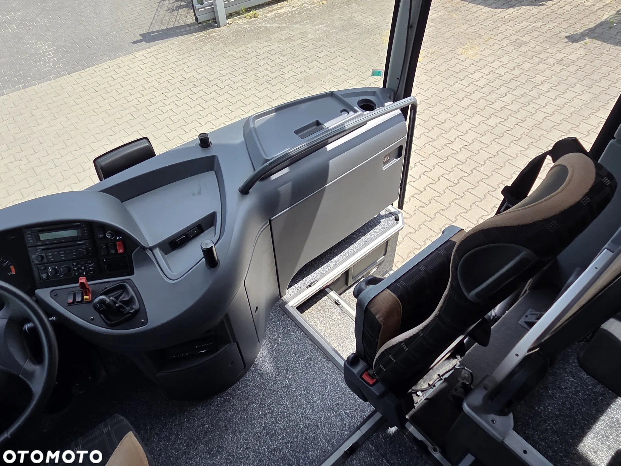 Mercedes-Benz TOURISMO RHD-L 14 METRÓW/ 61 MIEJSC LUXLINE / WC - 37
