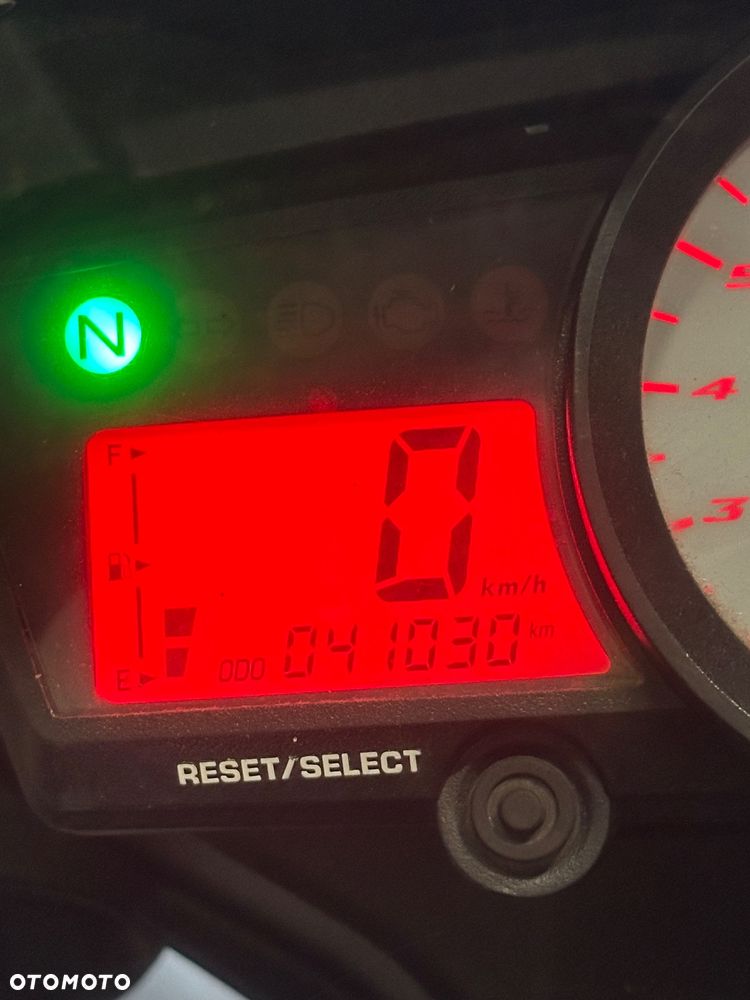 Yamaha YZF - 7