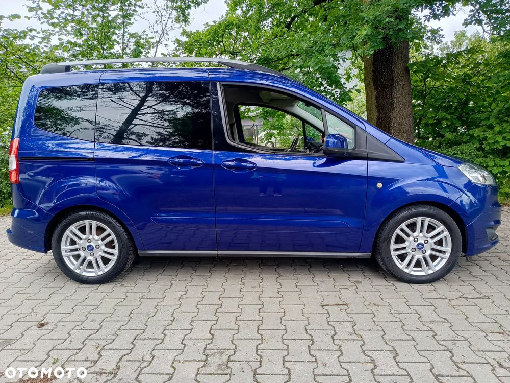 Ford Tourneo Courier 1.0 EcoBoost Titanium - 8