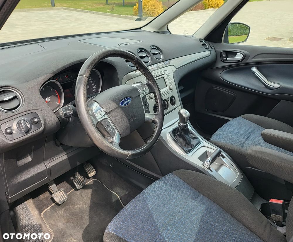 Ford Galaxy 1.8 TDCi Ambiente - 13