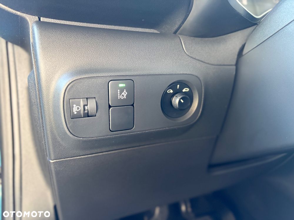 Citroën C3 1.2 PureTech Shine - 32
