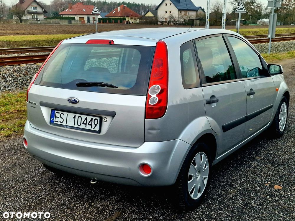 Ford Fiesta 1.3 Trend - 6
