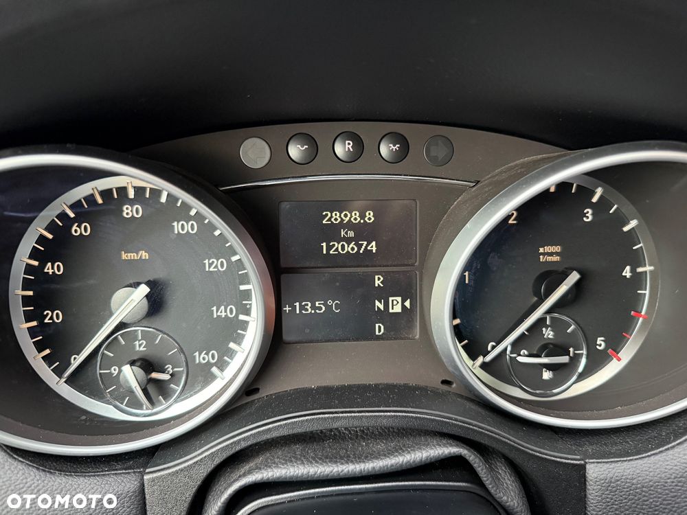 Mercedes-Benz GL 350 CDI BlueEff - 8