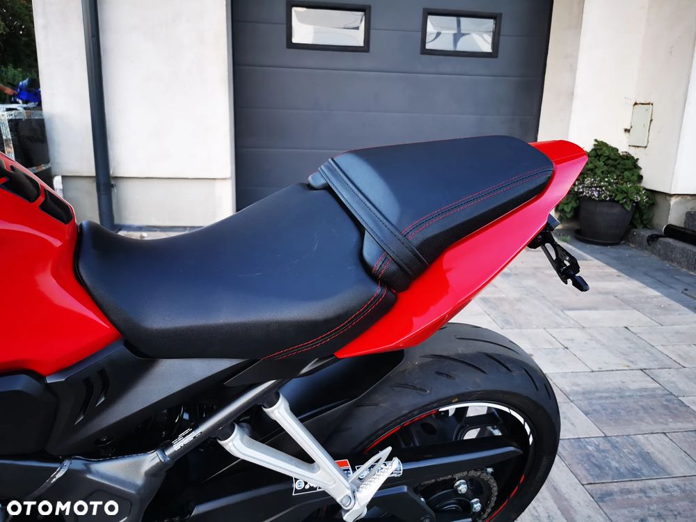 Honda CBR - 8
