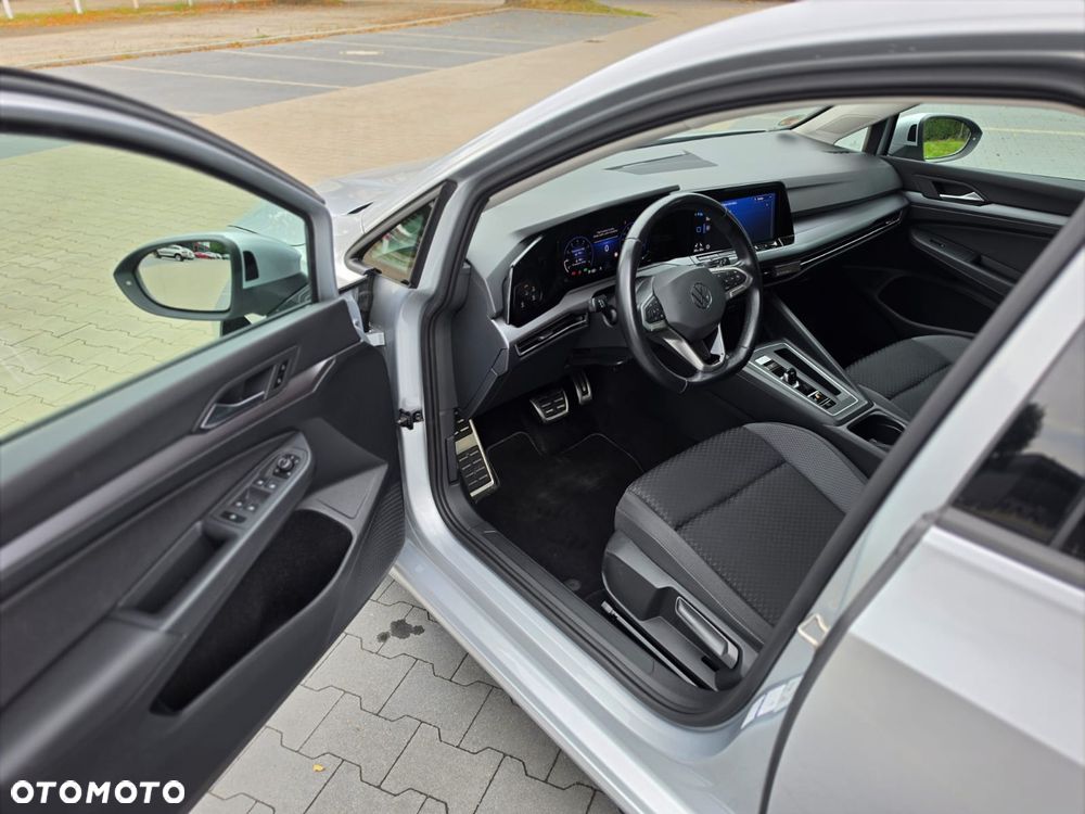 Volkswagen Golf 1.5 eTSI EVO Active DSG - 12