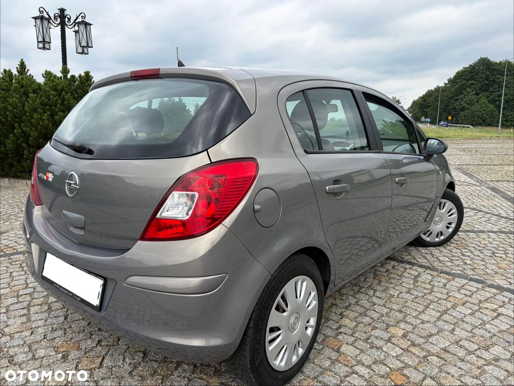 Opel Corsa 1.2 16V Essentia - 6