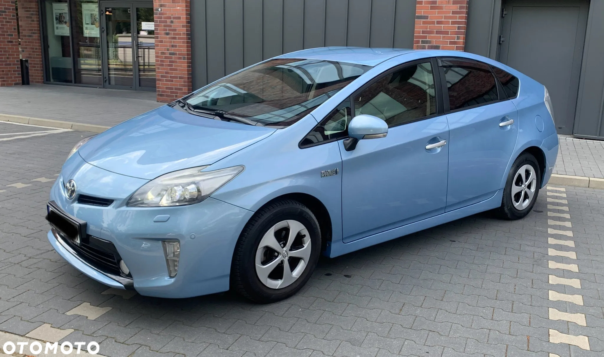 Toyota Prius Plug-in (Hybrid) TEC-Edition - 2