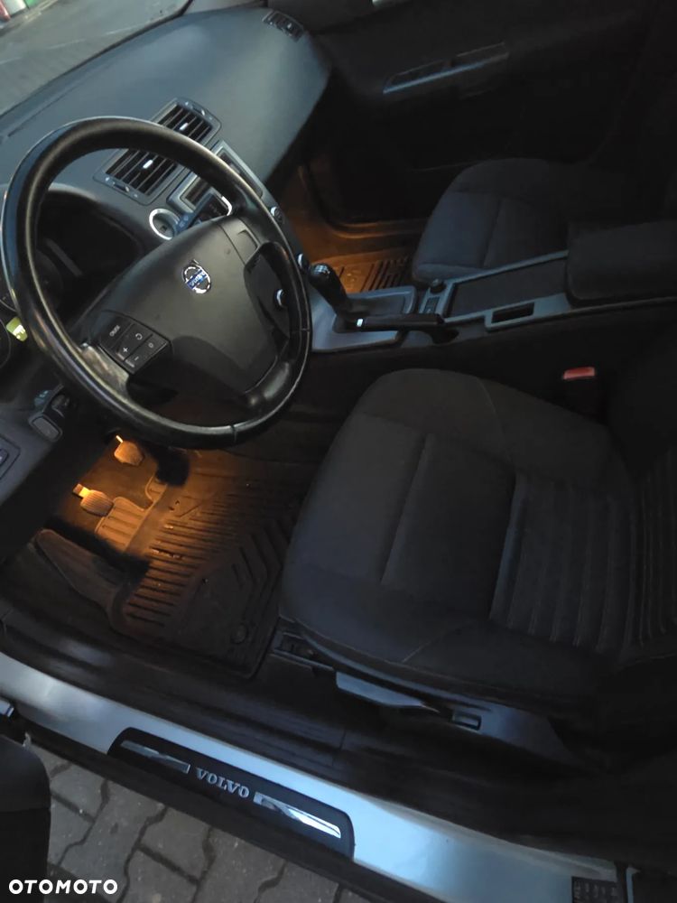 Volvo V50 1.6D DPF DRIVe Start/Stop - 9