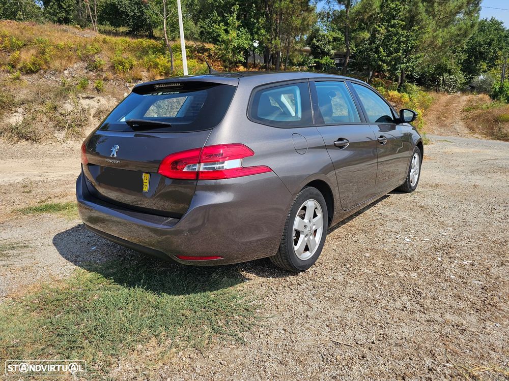 Peugeot 308 SW - 7