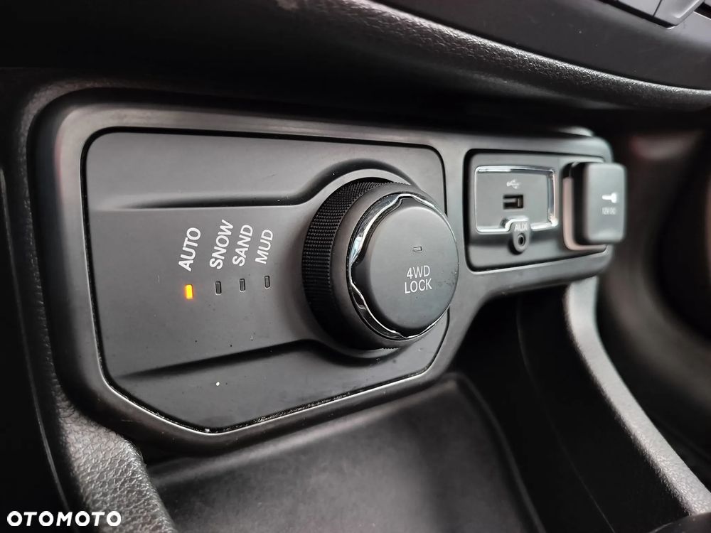 Jeep Renegade - 18