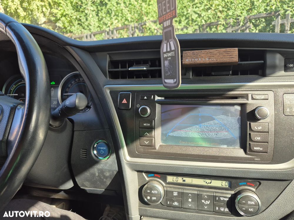 Toyota Auris - 9