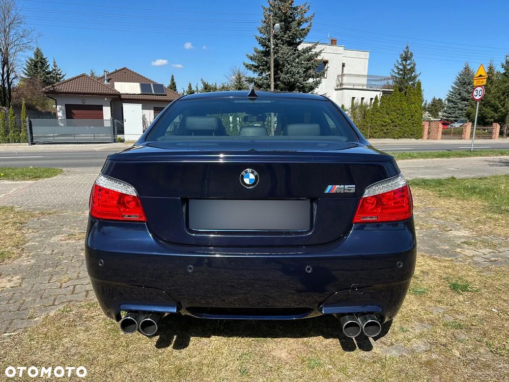 BMW M5 Standard - 10