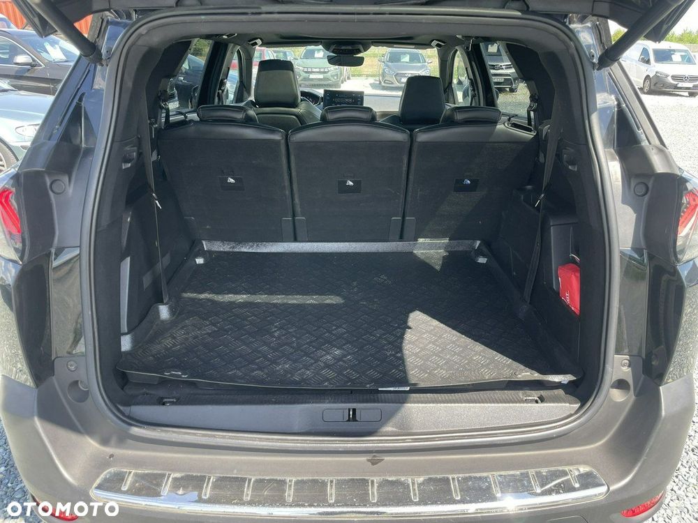Peugeot 5008 - 32