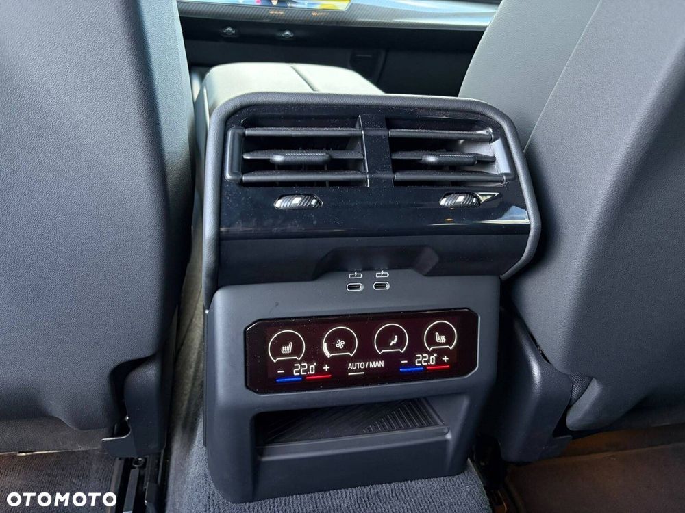 BMW Seria 5 520d xDrive mHEV M Sport - 16