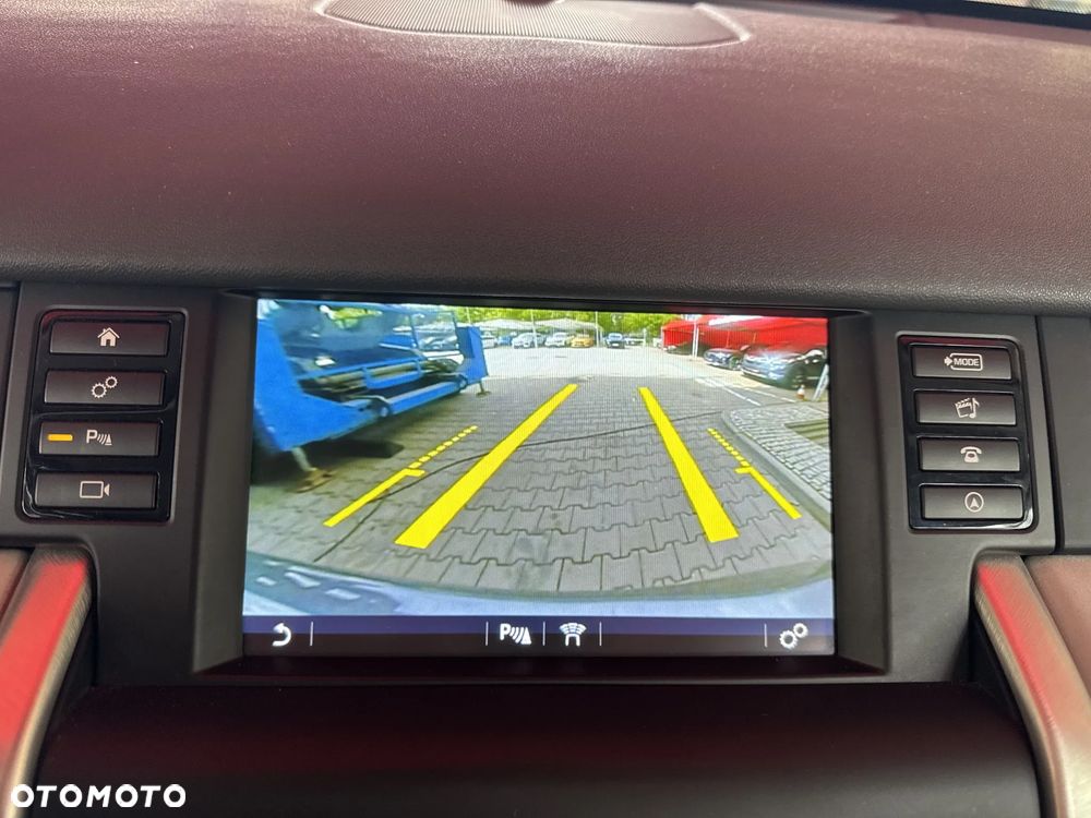 Land Rover Discovery Sport 2.0 Si4 HSE - 17