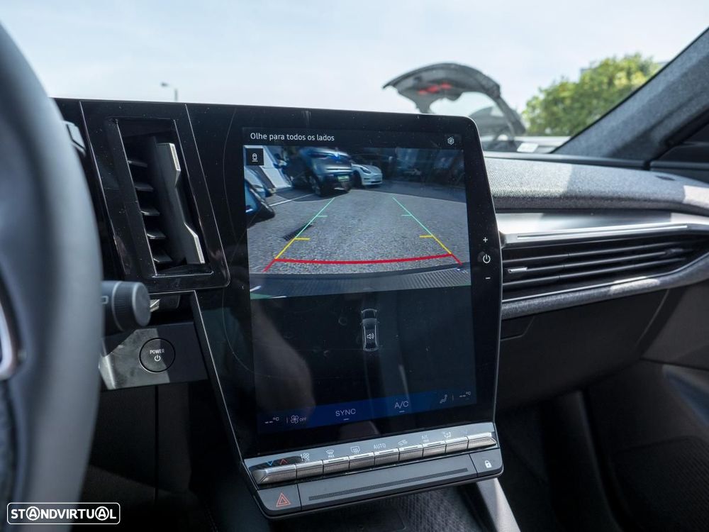 Renault Scénic E-Tech 60 kWh Techno - 32