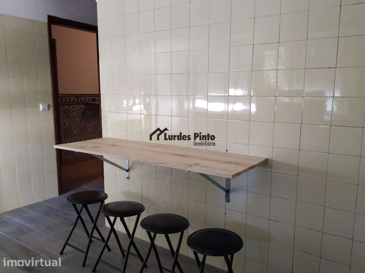 APARTAMENTO T3 MOBILADO EM CASTELO BRANCO - Grande imagem: 3/22