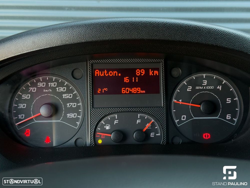 Peugeot Boxer 2.2 BlueHDi 335 L2H2 Premium - 36