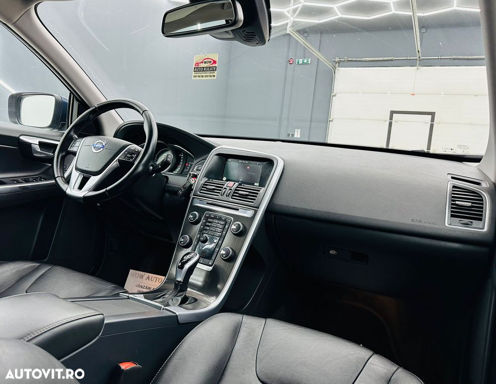 Volvo XC 60 D3 Geartronic Summum - 24