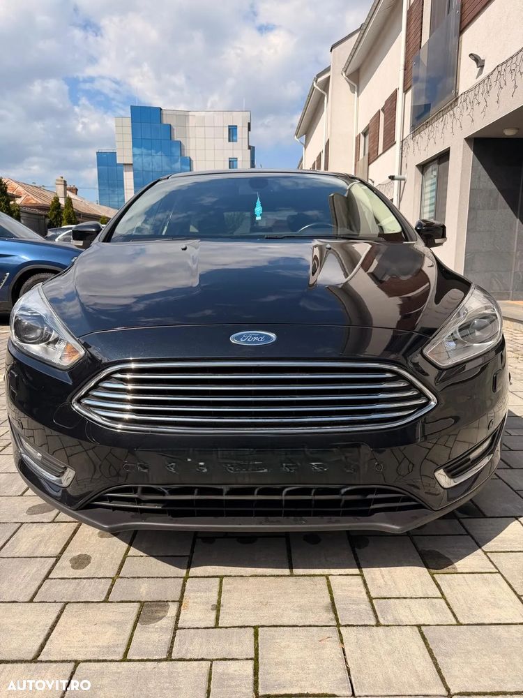 Ford Focus 1.6 TDCI DPF Titanium - 2