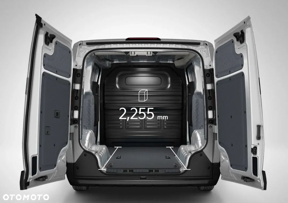 Kia PV5 - 8