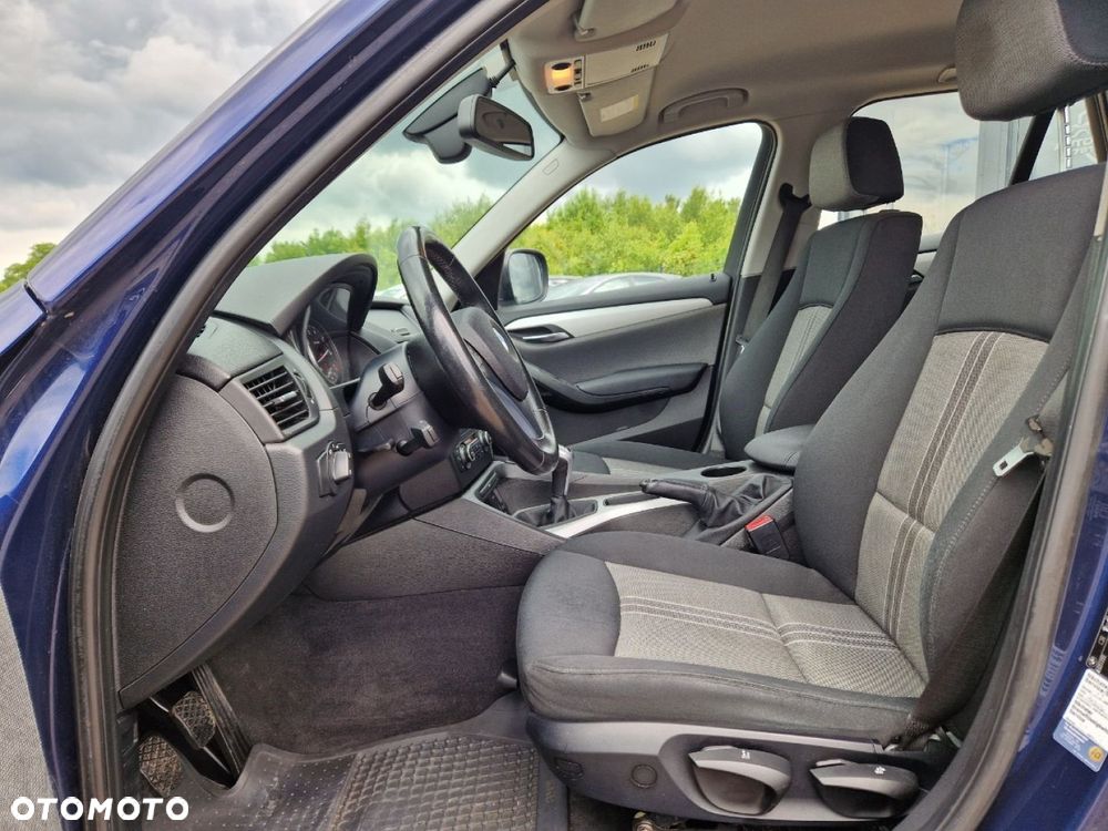 BMW X1 sDrive18i Sport Line - 5