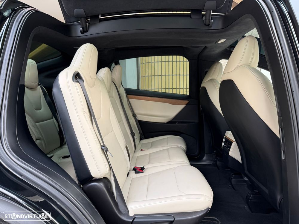 Tesla Model X 100 kWh Long Range Plus AWD - 11