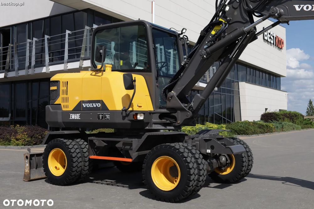 Volvo EW60E - 2