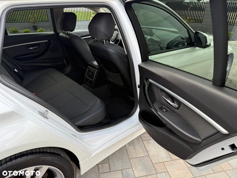 BMW Seria 3 316d Edition M Sport Shadow - 28