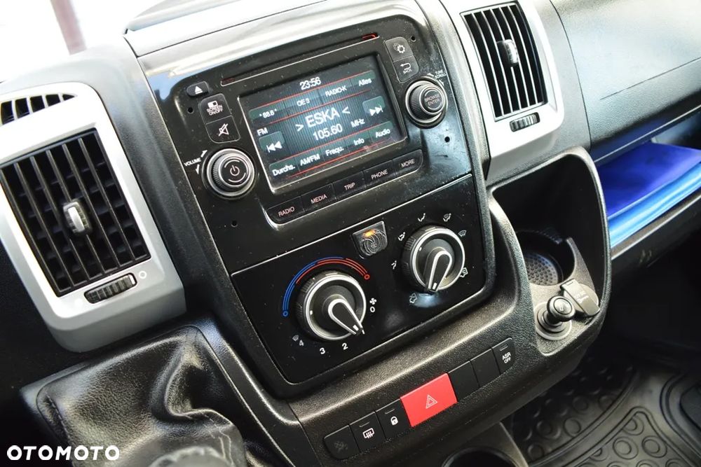Fiat Ducato 2,3 MuliJet 130KM brygadówka 7-osobowa  MAXI L3 - 27