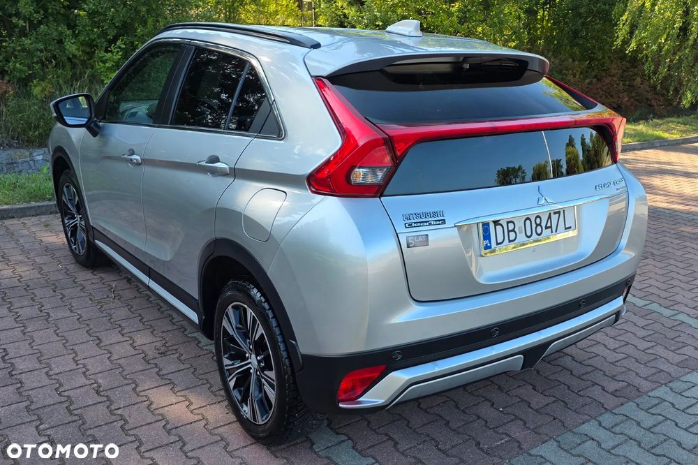 Mitsubishi Eclipse Cross 1.5 T Invite Plus - 4
