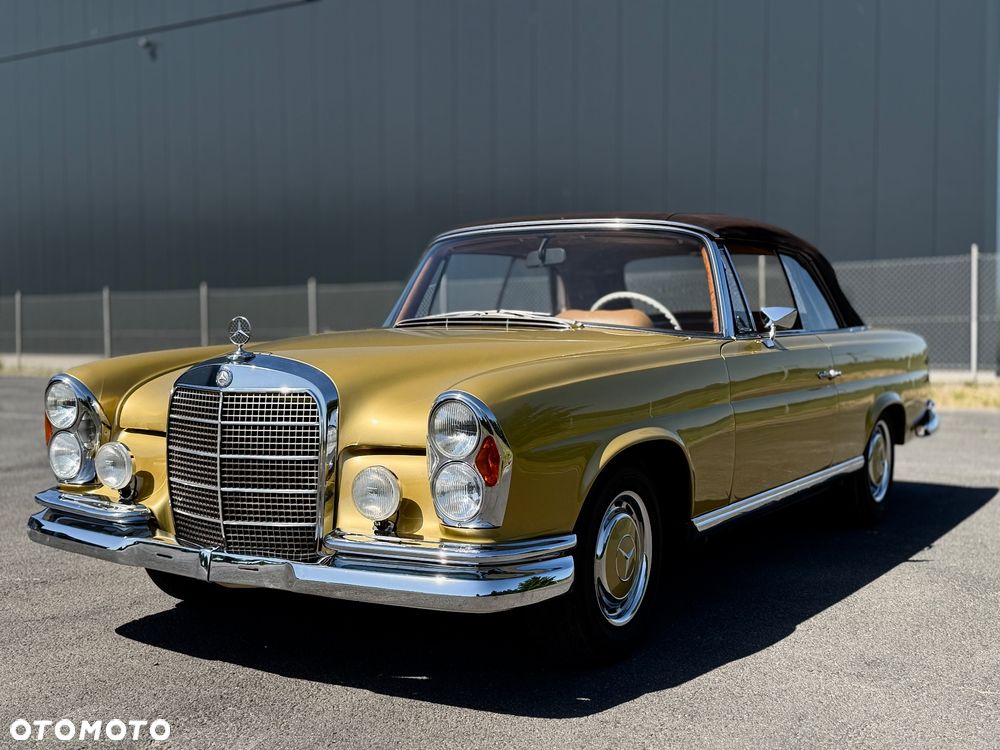 Mercedes-Benz 280 - 15