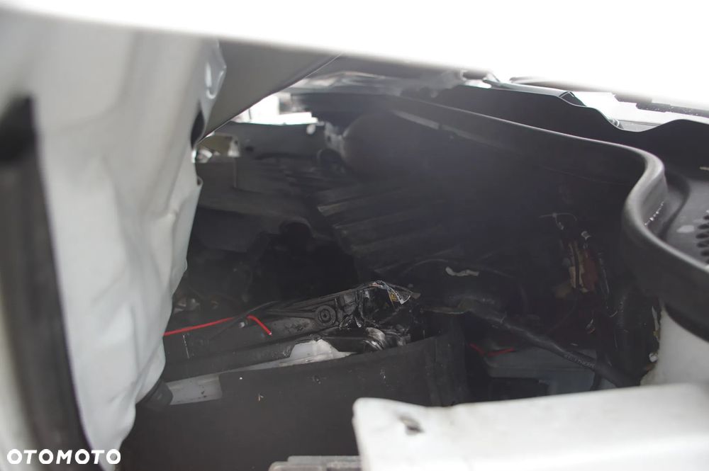 Auto na części - Skoda Karoq 1.6 TDI 115 KM DGTE TKK LS9R 130 TYS. KM 2018R Silnik Skrzynia Drzwi Lusterko Klapa Lampa Szyba Felga Deska Kokpit Moduł Licznik Radio Fotel Zderzak Chłodnica Błotnik Zawieszenie Turbina Wtryski Intercooler Kompletne Części Rozbiórka - 19