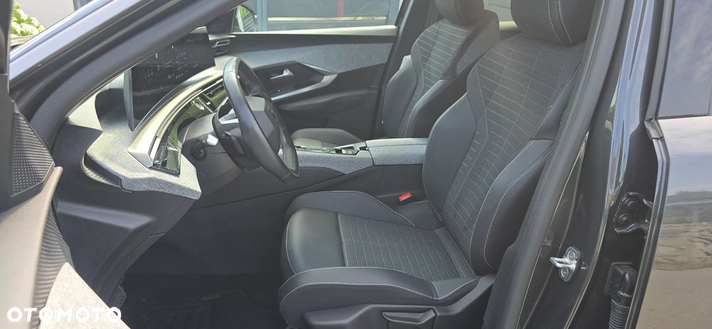 Peugeot 3008 Hybrid 136 e-DSC6 Allure Pack - 29