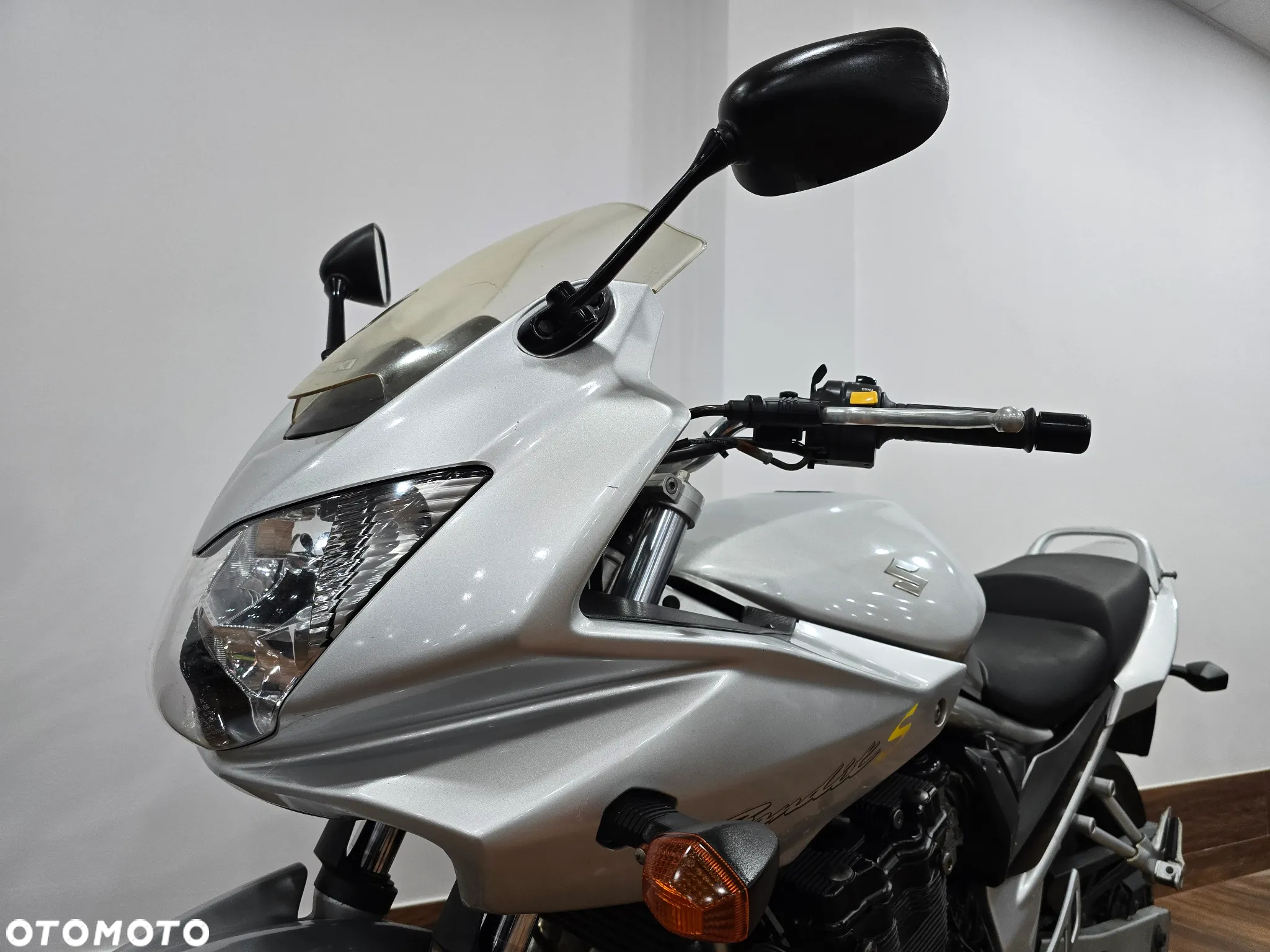 Suzuki Bandit - 24