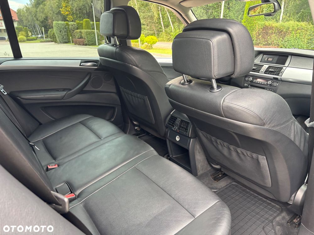 BMW X5 xDrive30d - 28