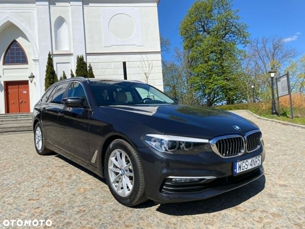 BMW Seria 5 520d Luxury Line - 12