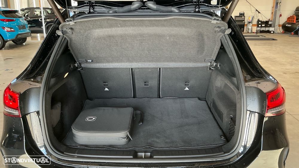Mercedes-Benz EQA 250+ AMG Line - 12
