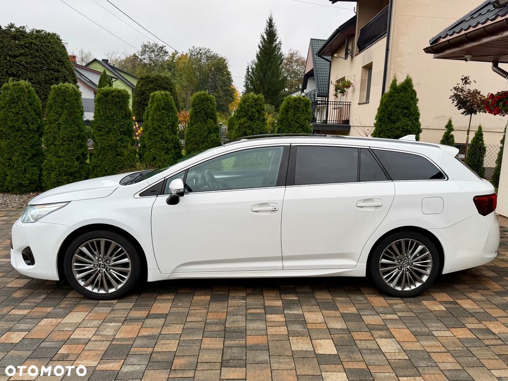 Toyota Avensis 2015 photo 3