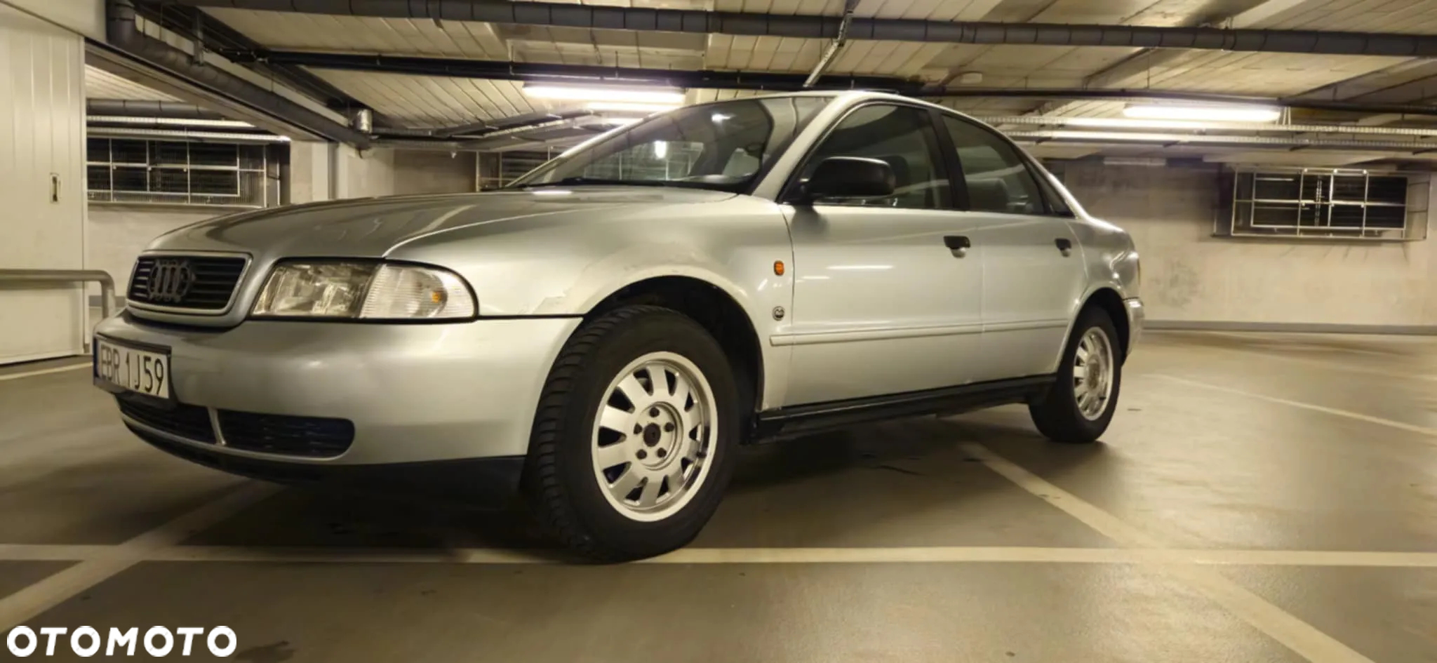 Audi A4 1.6 - 9