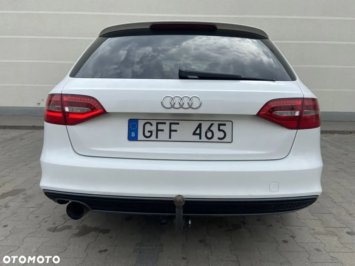 Audi A4 Avant 2.0 TDI DPF quattro S tronic S line Sportpaket - 6