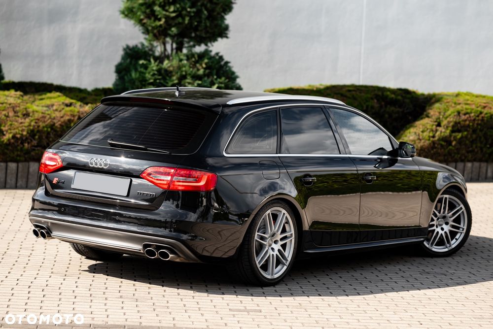 Audi S4 Avant S tronic - 10