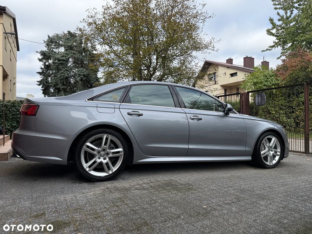 Audi A6 - 6