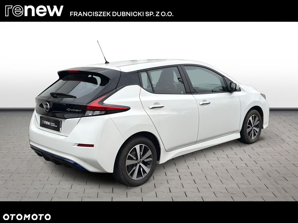 Nissan Leaf - 5