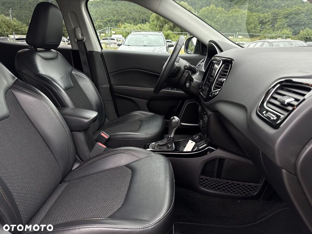 Jeep Compass 1.4 TMair Limited 4WD S&S - 13