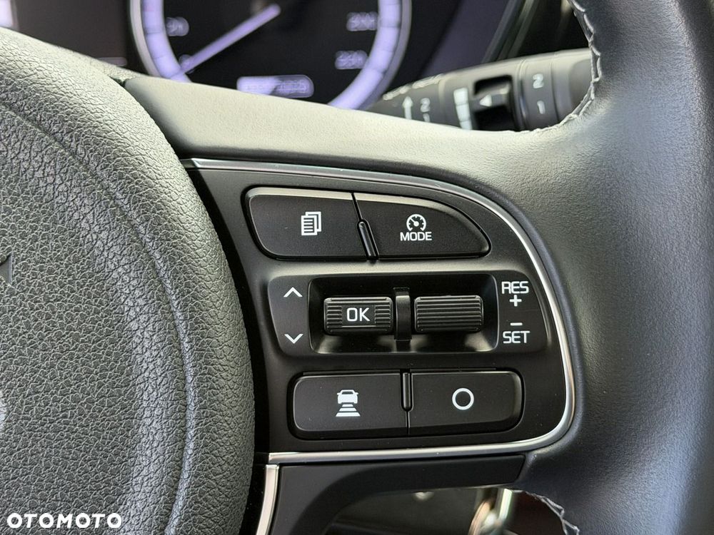 Kia Niro - 24