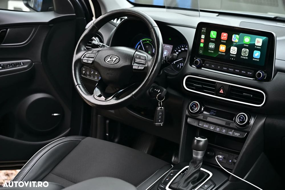 Hyundai KONA - 30