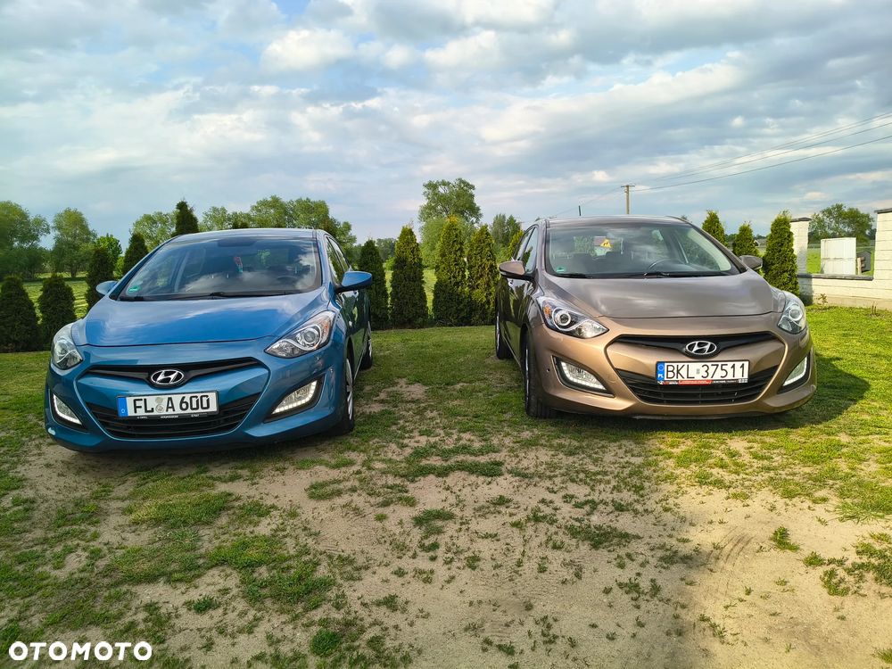 Hyundai i30 ver-1-6-crdi-select - 18