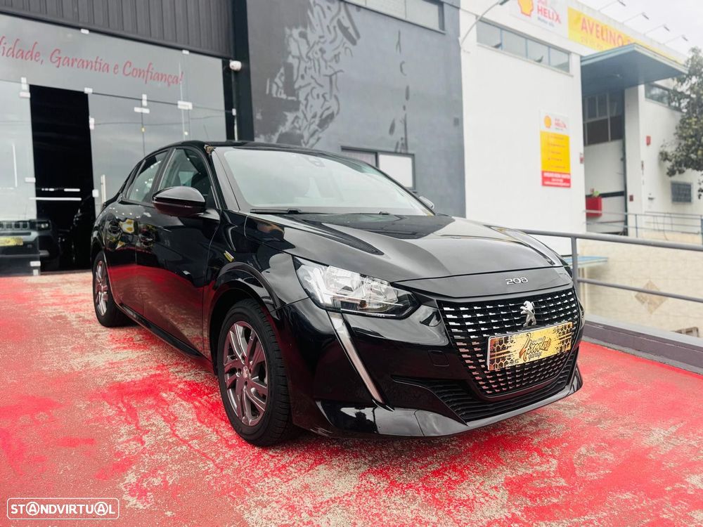 Peugeot 208 1.2 PureTech SE Style - 4