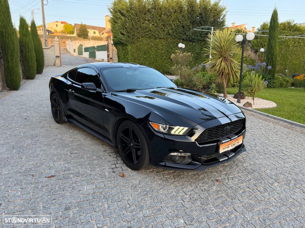Ford Mustang 2.3 Eco Boost Aut. - 10